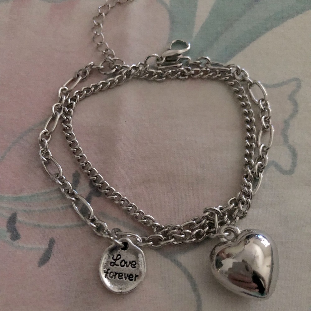 NWOT Love Bracelet
